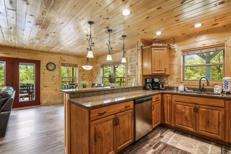 Kitchen Area 