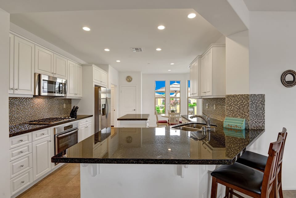 Well equipped kitchen