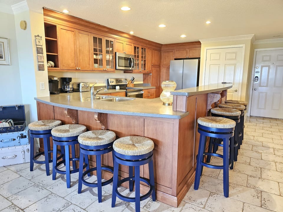 Kitchen with Seating for 8 at Counter at 1848 Beachside Tennis