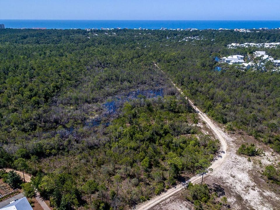 trail leading to San Juan Ave &amp; 30A