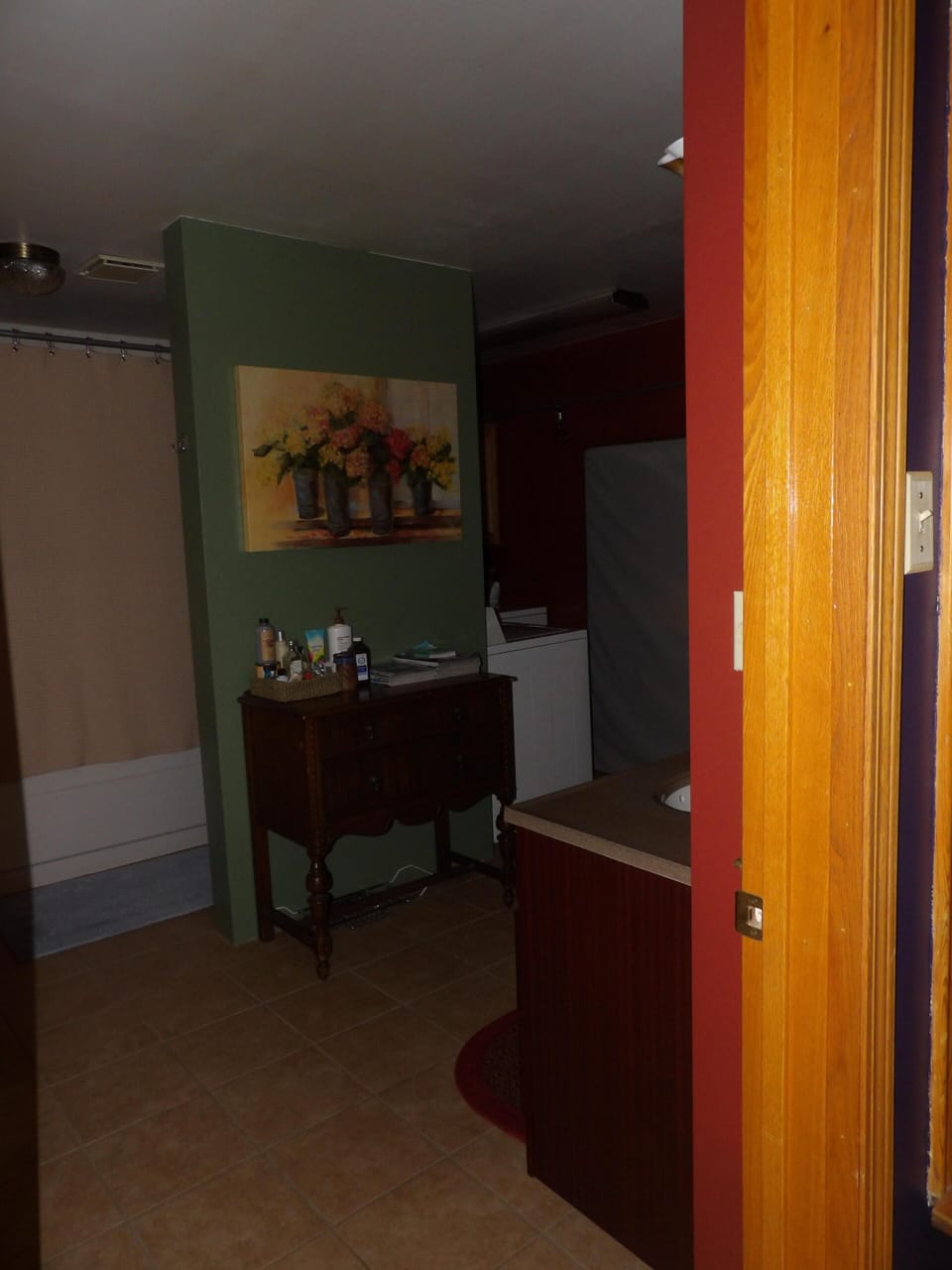 Full Bathroom with Washer and Dryer. 