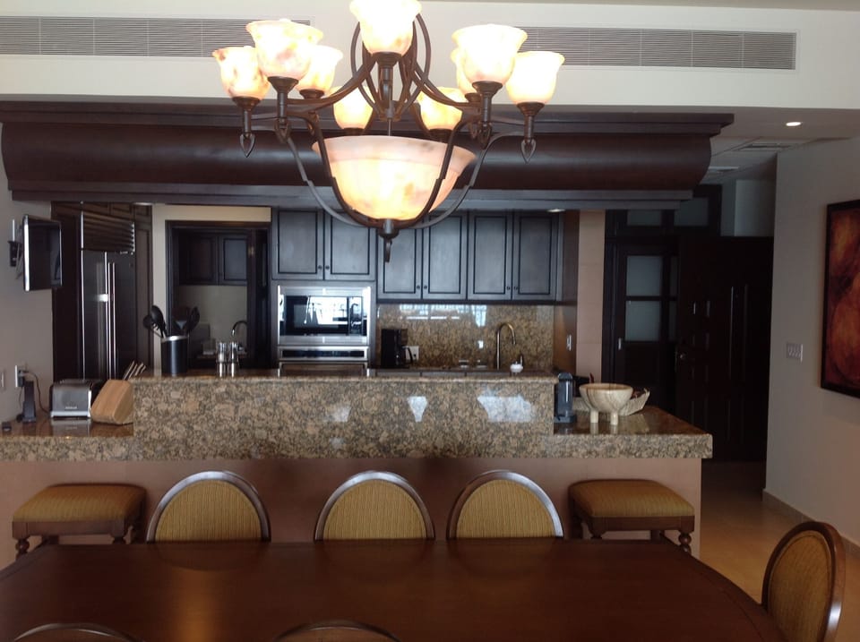 Main Kitchen and dining area