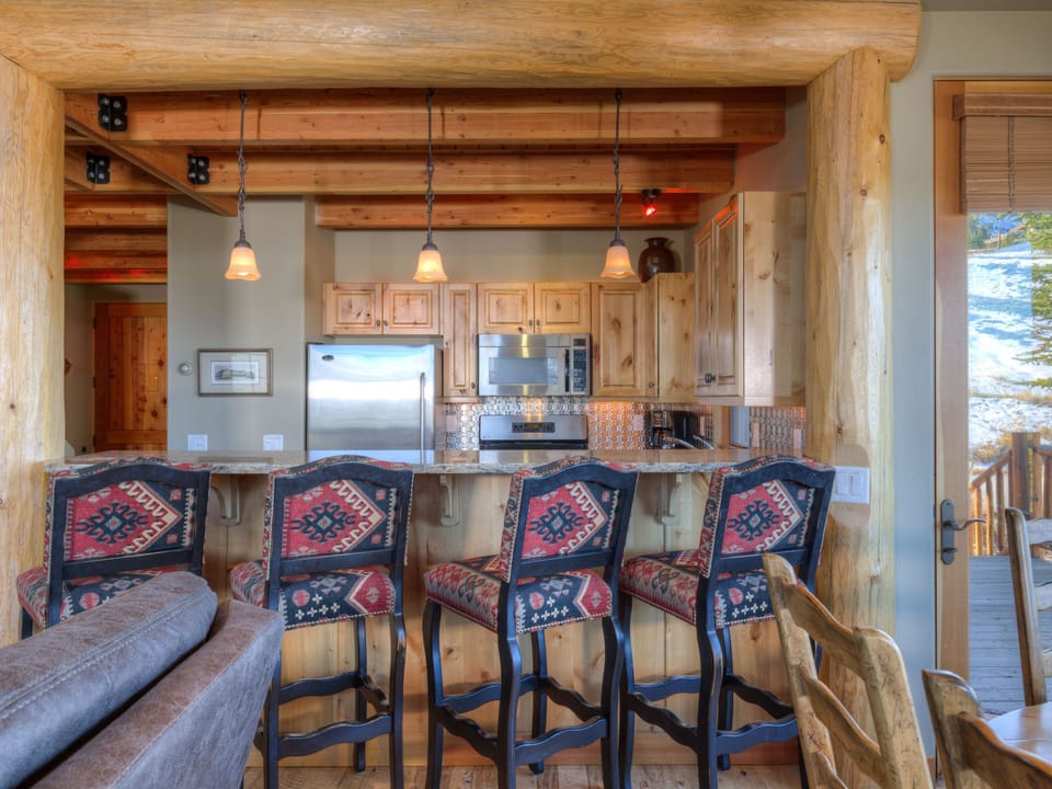 MMH 1 Gambler Way, Kitchen, 2