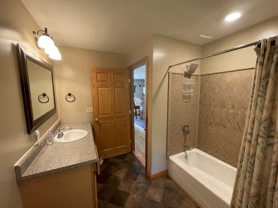Remodeled  tub/shower May 2025 making it easier to spend more time relaxing. 