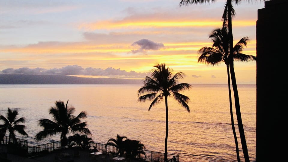 Spectacular Sunset from our oceanfront lanai