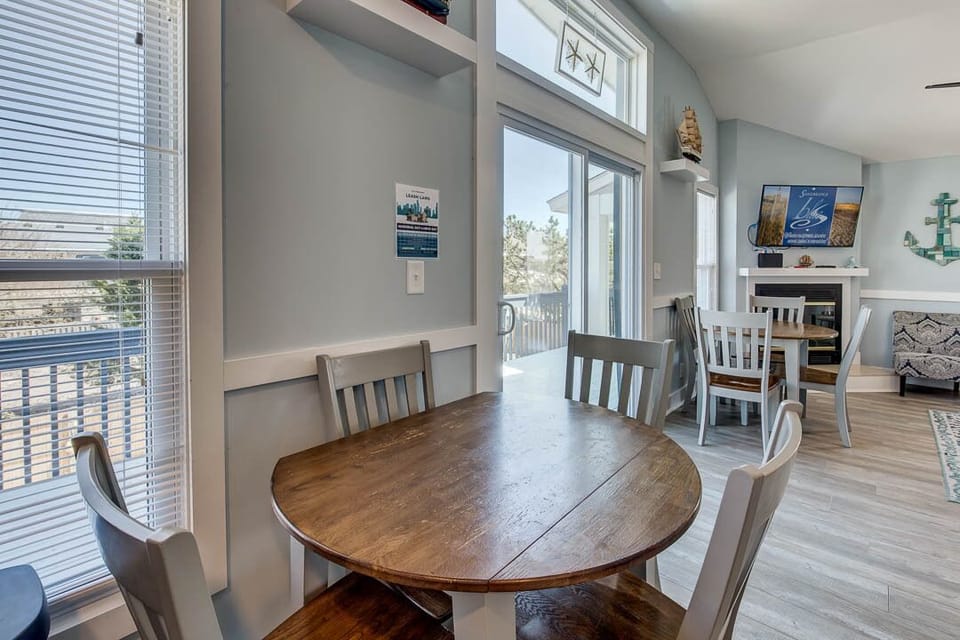 Top-Level Dining Table seats 4