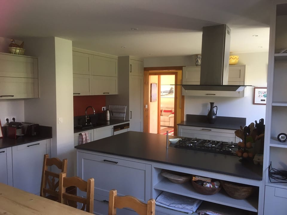 Kitchen Dining room