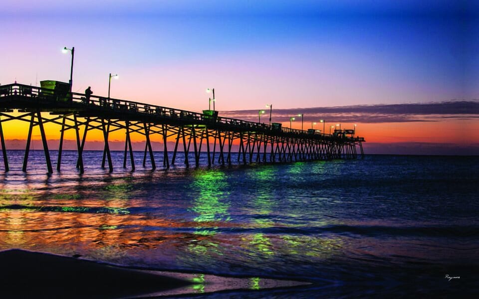 Great pier, one mile away by car or beach walk