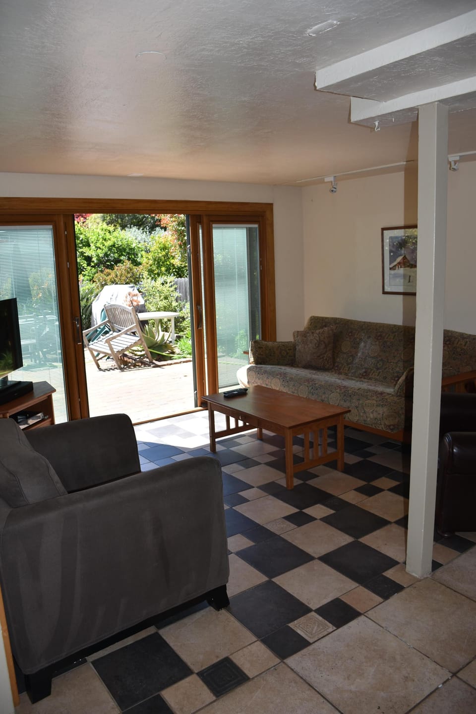 Lounge area and patio door