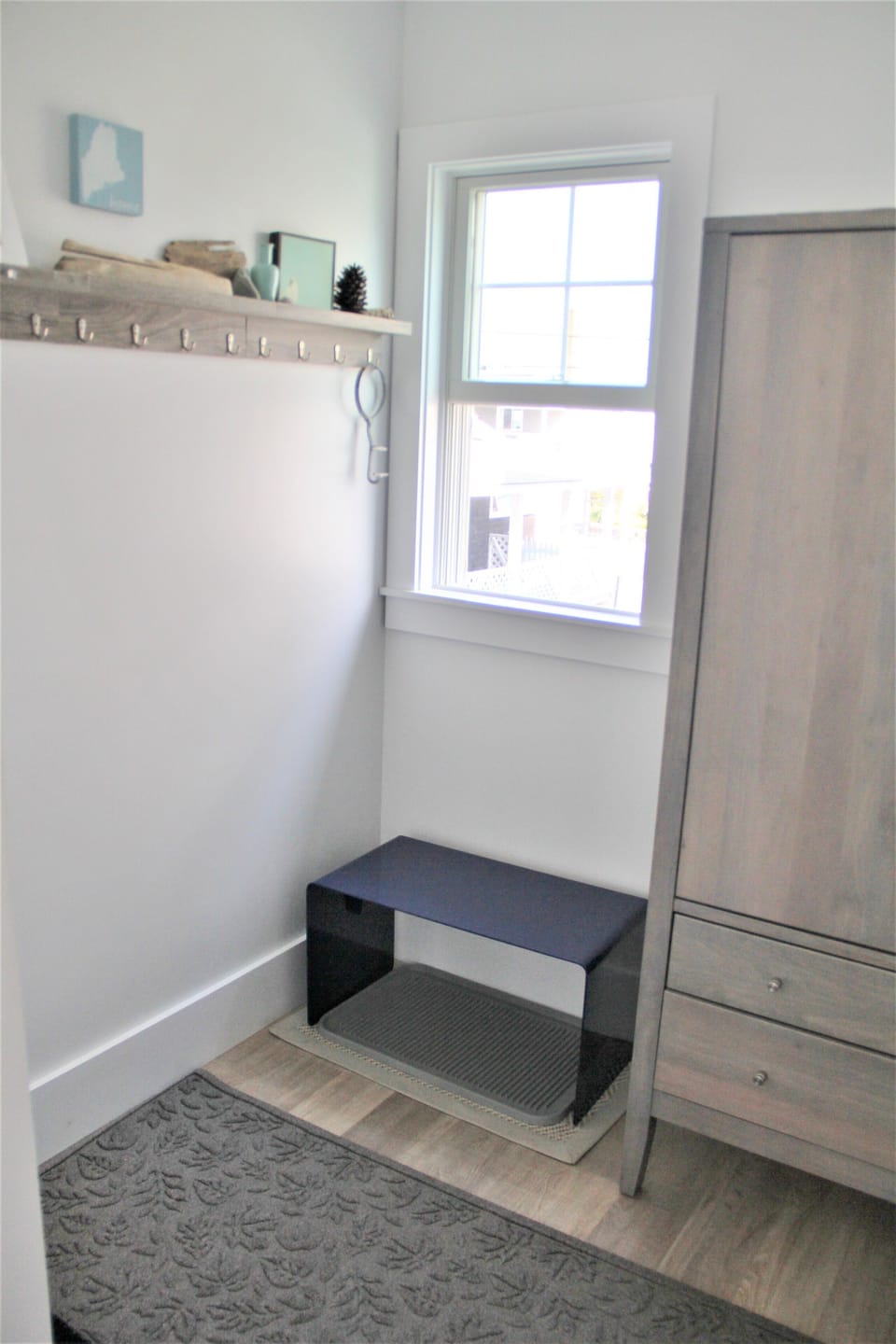 Entry area.  Full bath to the right off entry.