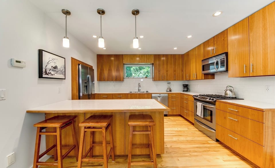 Fully equipped kitchen