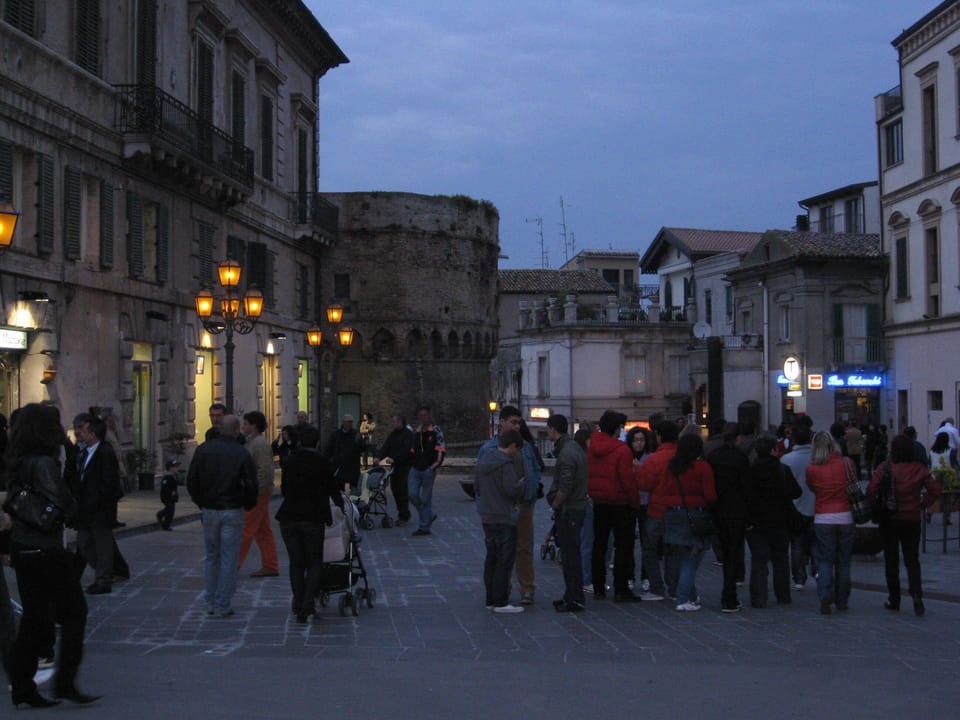 Piazza Rossini at dusk