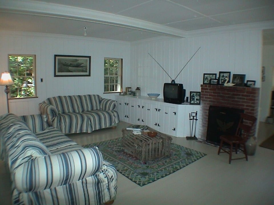 Spacious Living Room