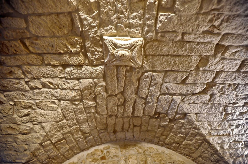 stones detail