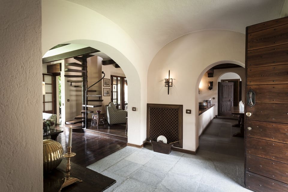 The entrance hall