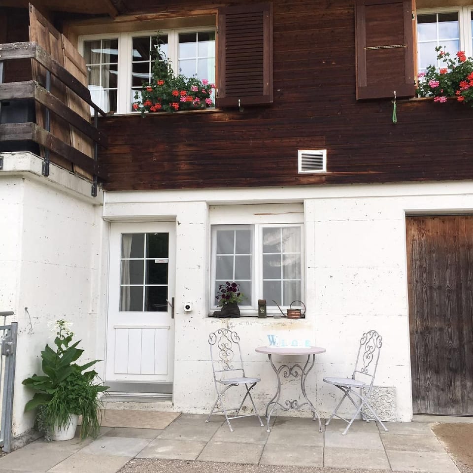 Entrance Apartment
