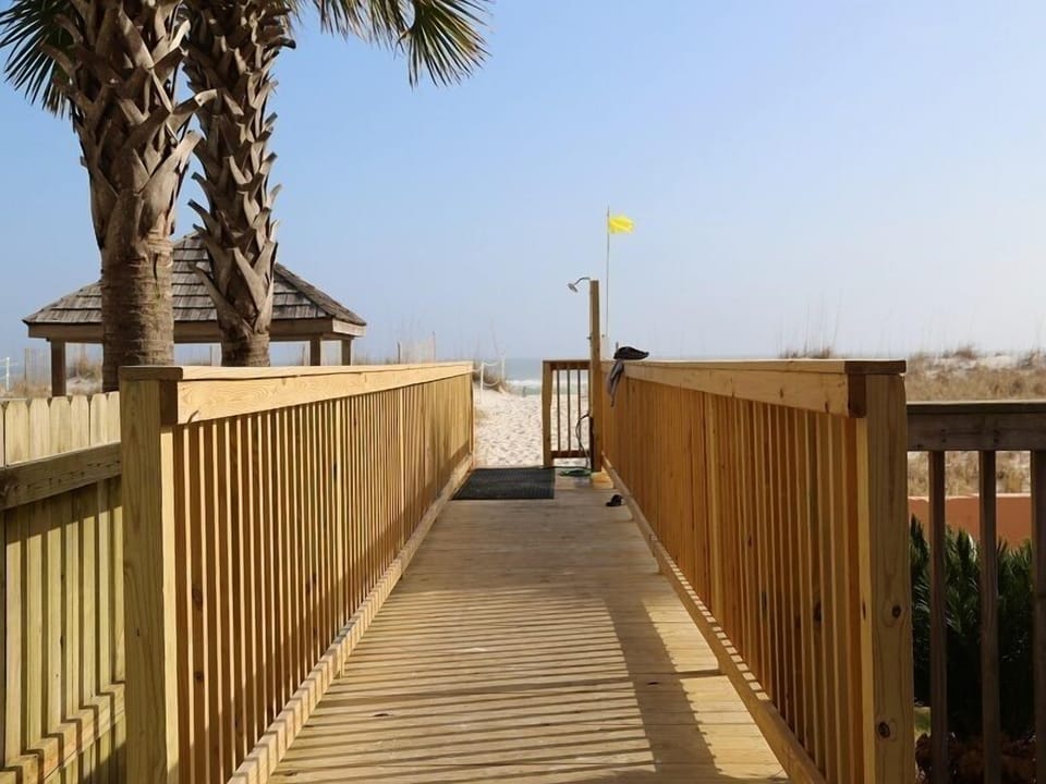 Walkway to beach!