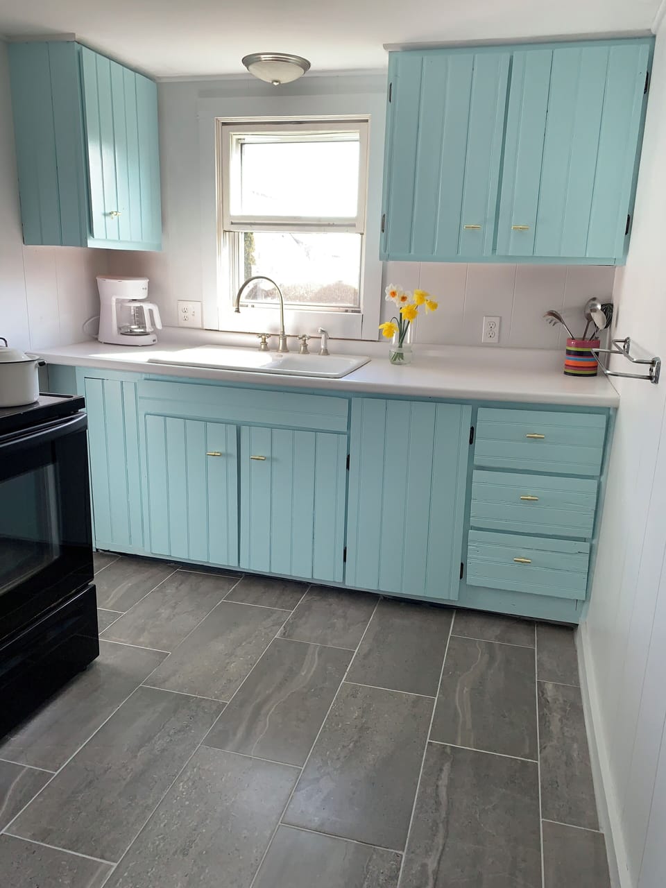 Kitchen with newly tiled floor