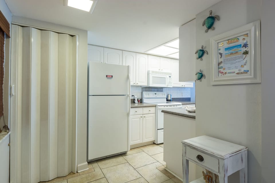 Washer/Dryer Closet
