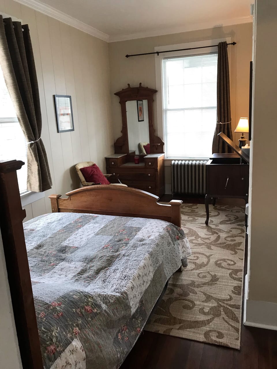 Bedroom 1 of 2: Front Bedroom: Double bed.