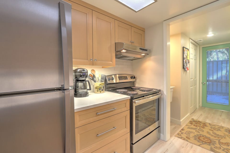 Kitchen - Newly renovated 2025