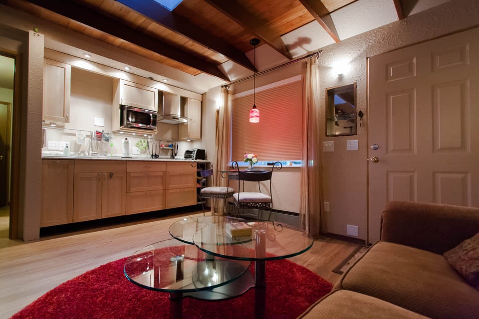 "... beautiful little home, overflowing with nice touches." The Senior Nomads