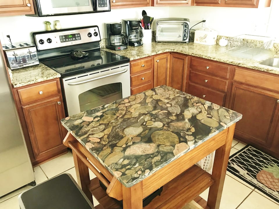 River Stone Granite island