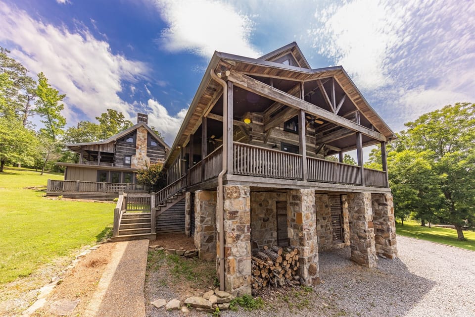 Barnwood Lodge viewed from lower driveway looking back at the cabins.