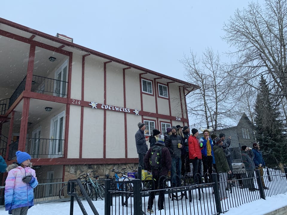 Best place in town to watch the parades! (UllrFest 2019)