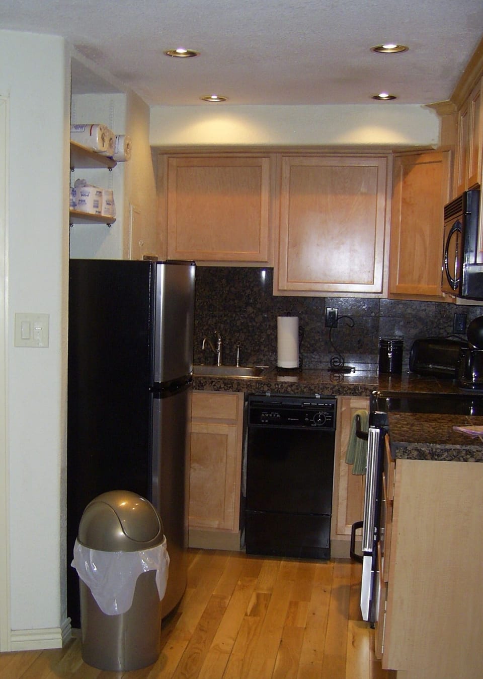 Fully equipped kitchen
