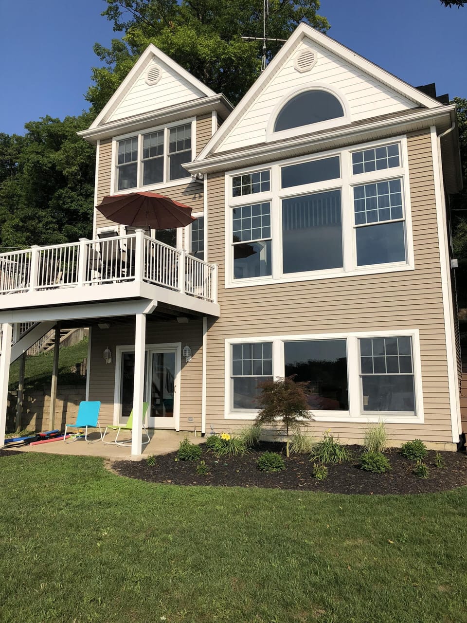 Beautiful lake house on Lake James