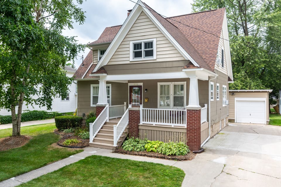 Welcome to The Frankenmuth Charmer