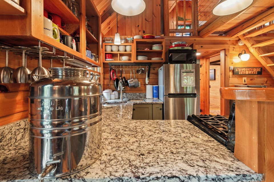 Fully equipped kitchen