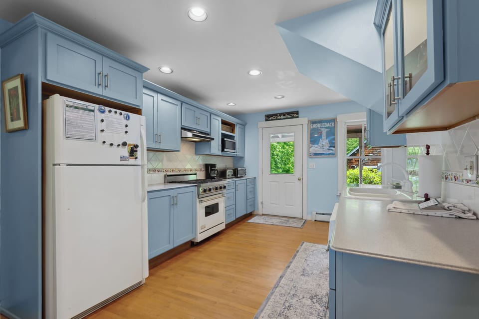 Fully equipped kitchen