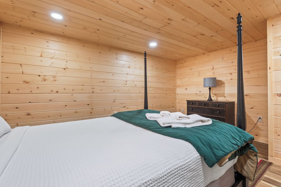Lower Level Room with Double Bed