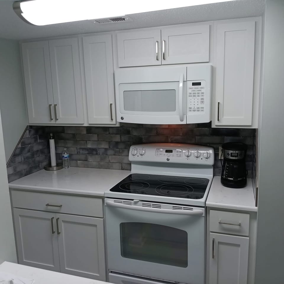 New cabinets and granite