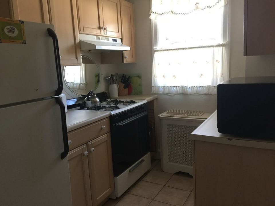 Suite A - Kitchen