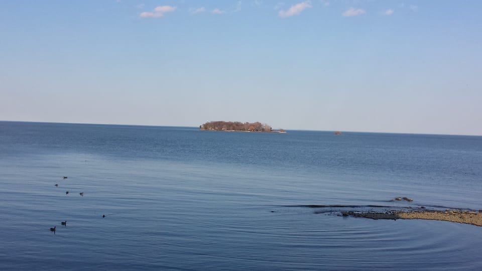 Clear day overlooking Ballast Island