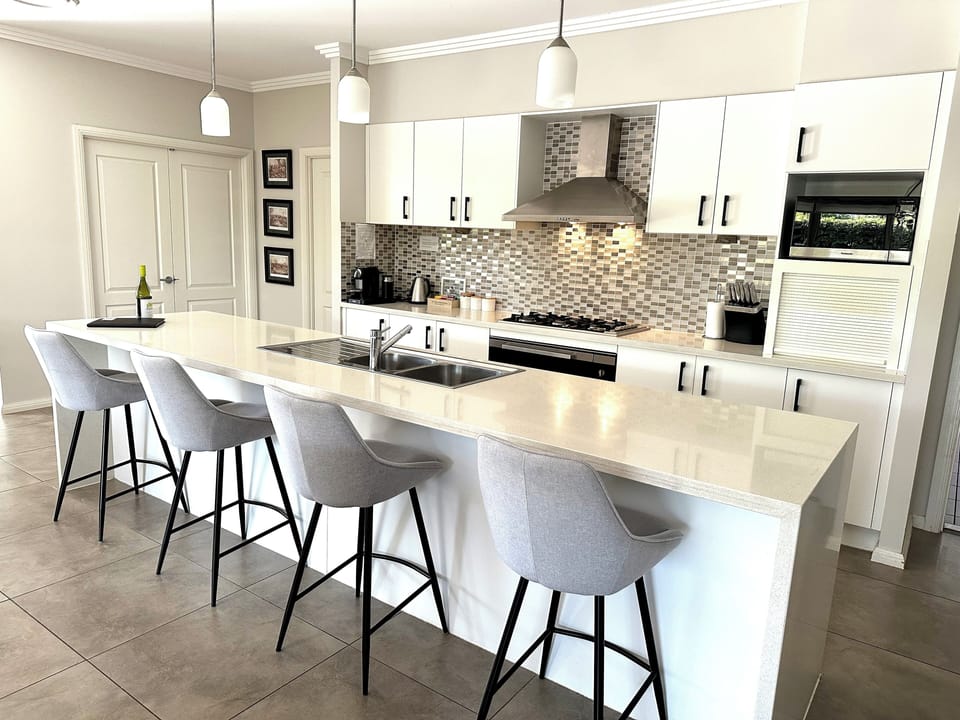 Large entertainers kitchen 