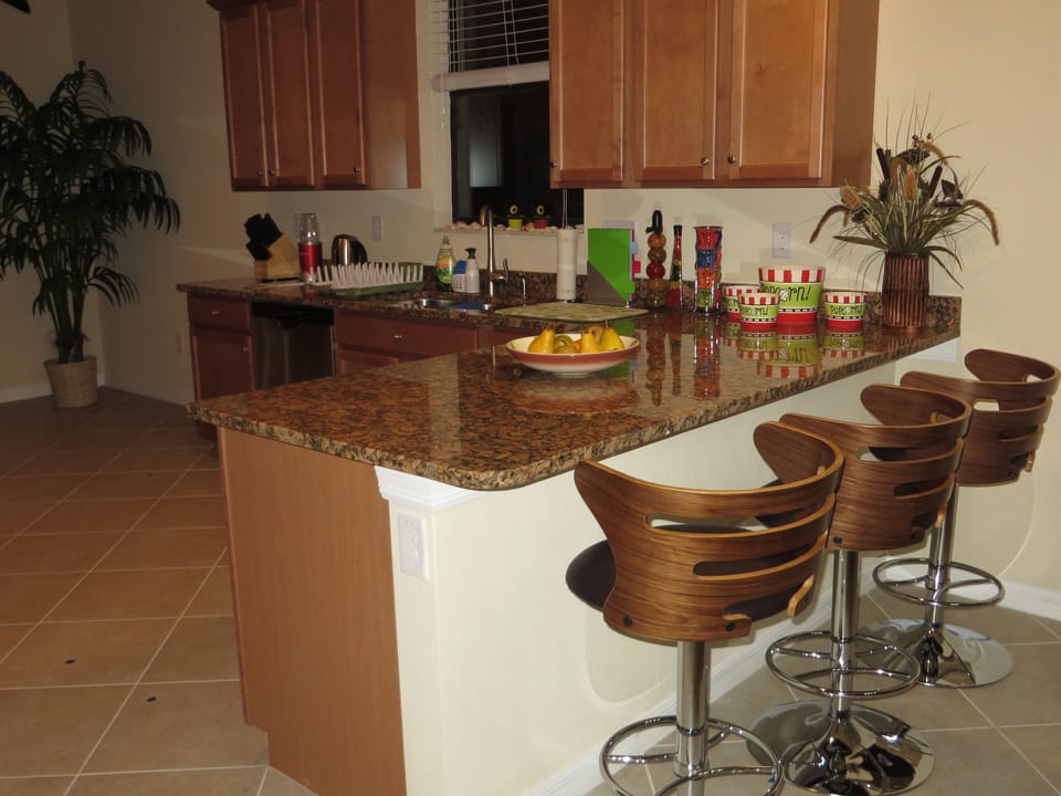 3 Bar Stools Kitchen Counter