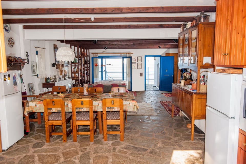 Kitchen and living room