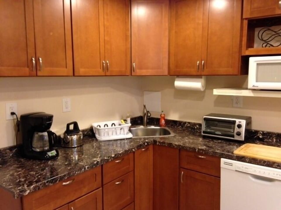 Kitchenette