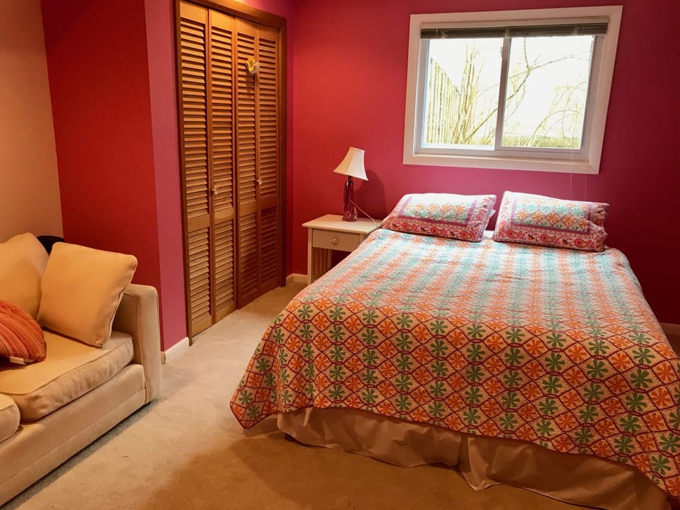 Pink bedroom