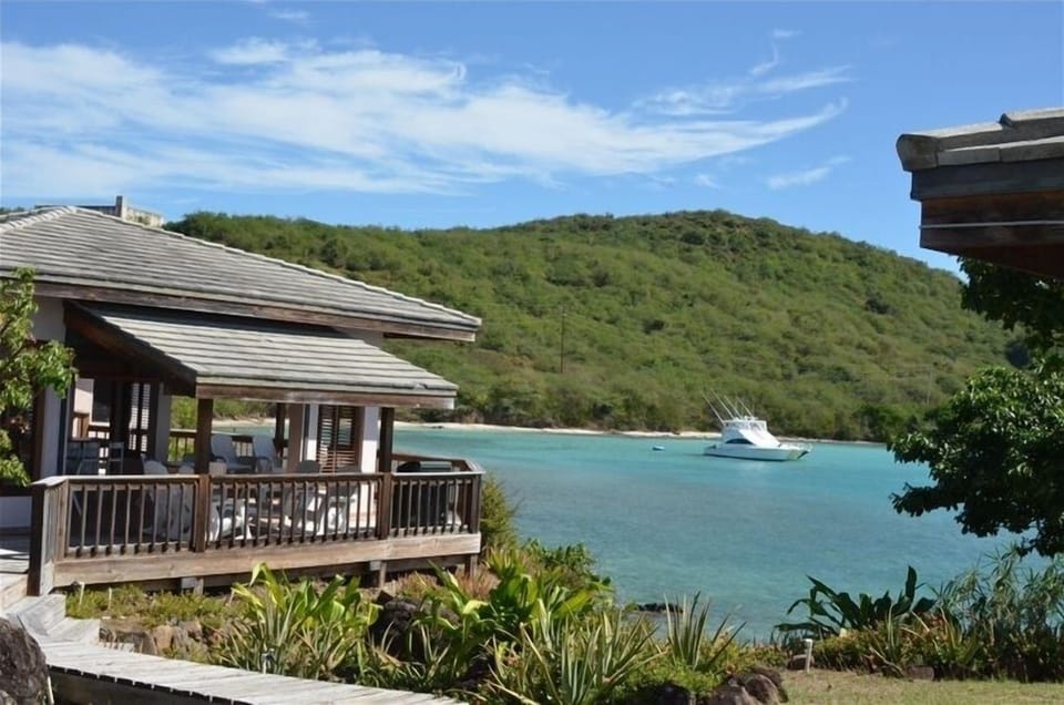 Bahia Linda Beach perfect for swiming and snorkling!