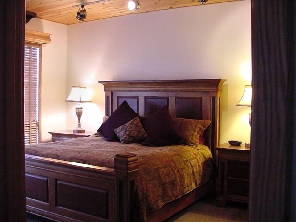 Master Bedroom with attached Bath and walkin closet