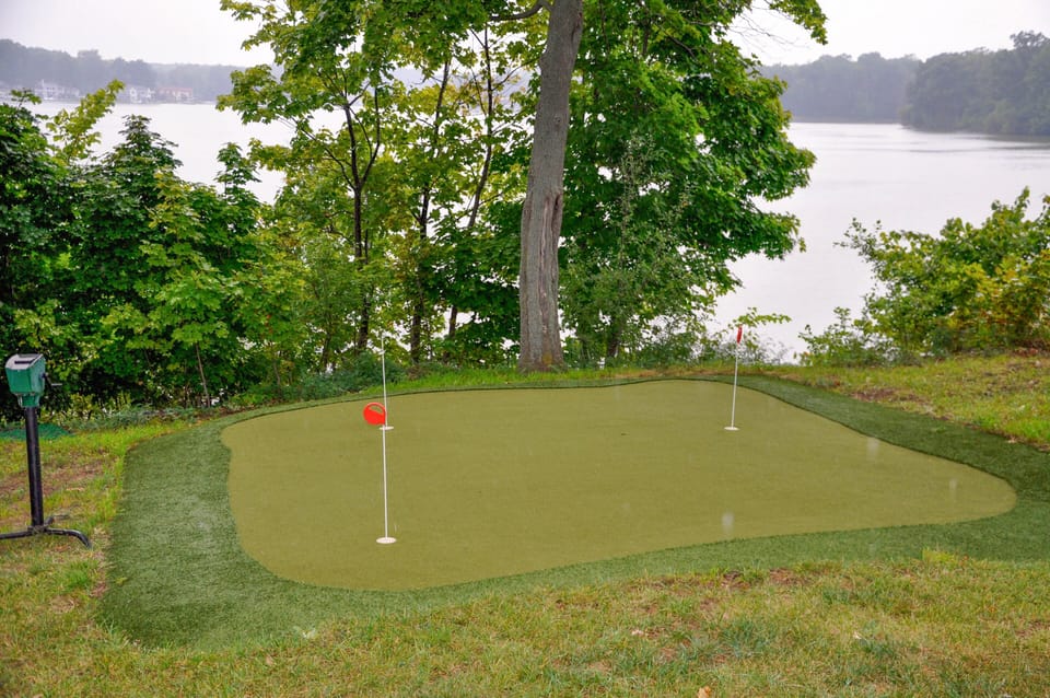 Golfer? Try out the putting green!