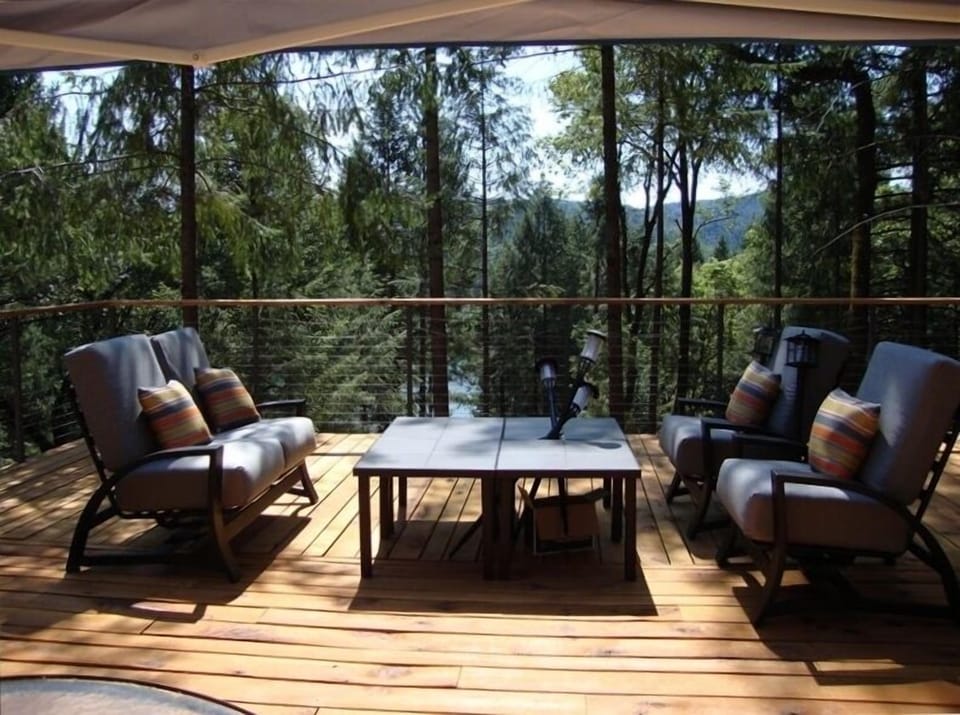 Deck ready  for Happy Hour