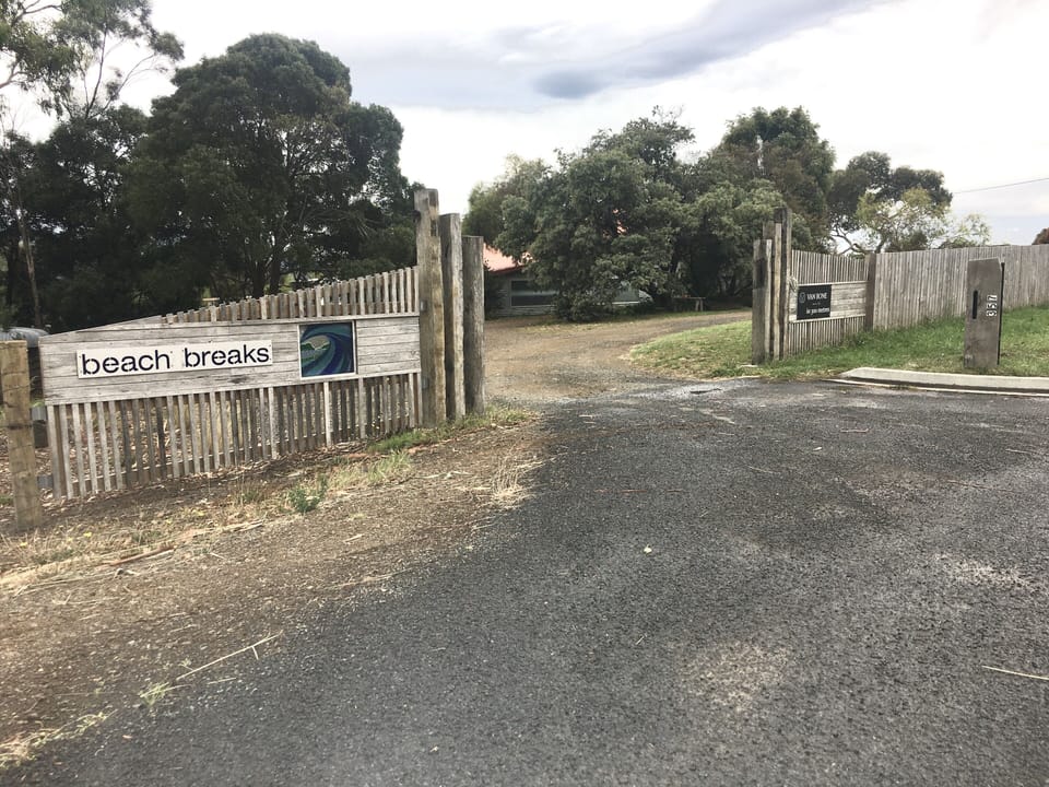 ENTRANCE
357 Marion Bay Road. 
