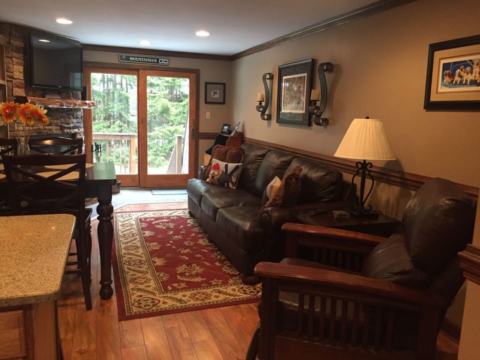 Plenty of seating for the entire family!