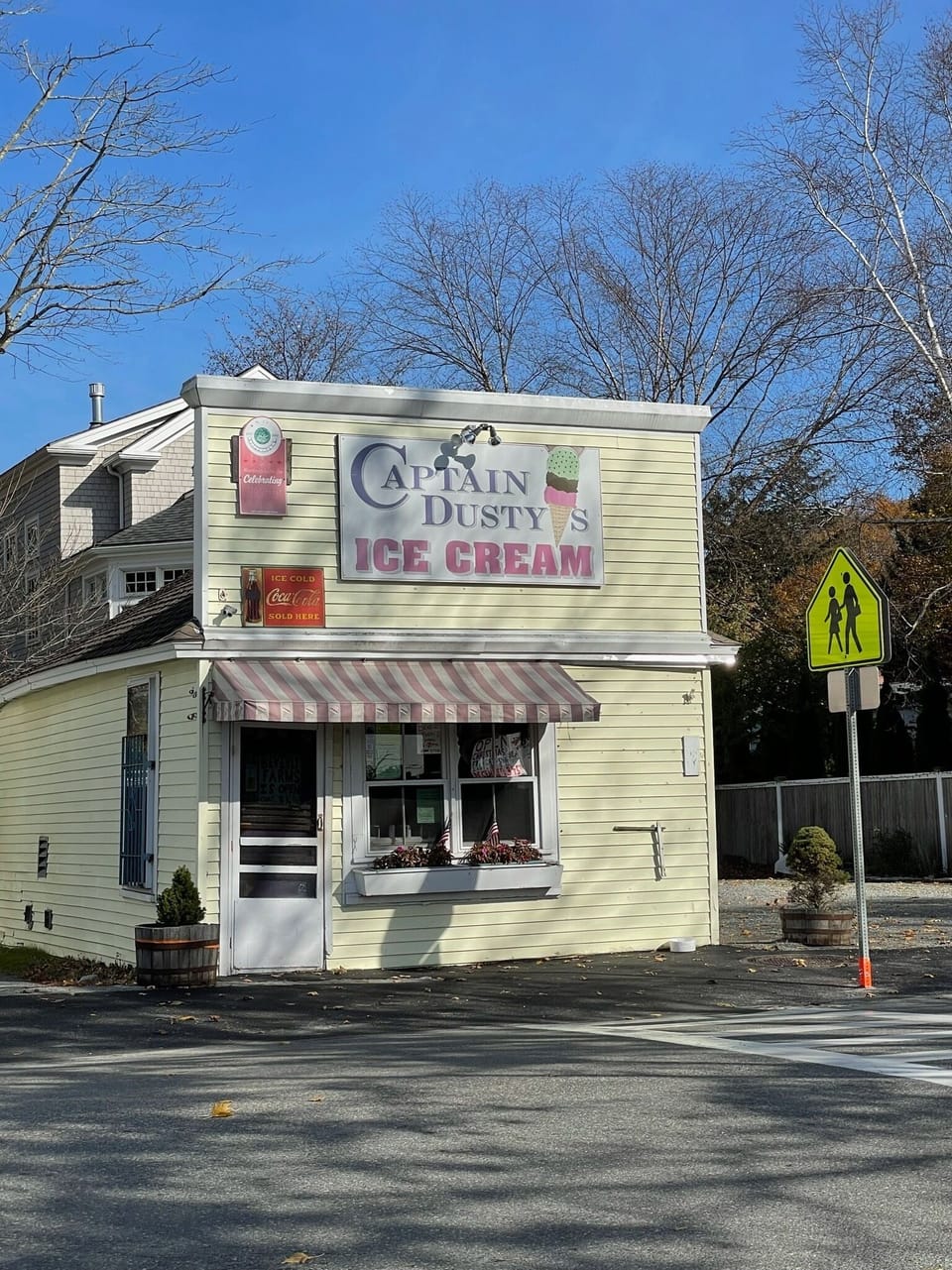 Captain Dusty's Ice Cream, a local favorite! 15 minute walk. 